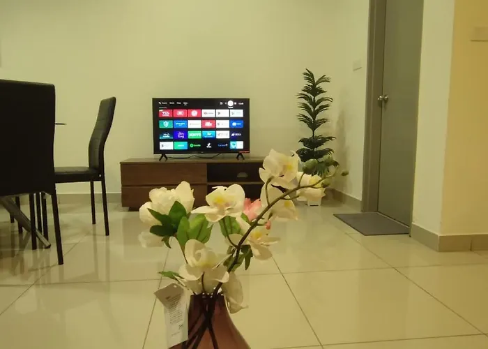 Hb21-10 -Cyberjaya-Netflix-Wifi-Parking-Pool-Whole Apartment, 3128