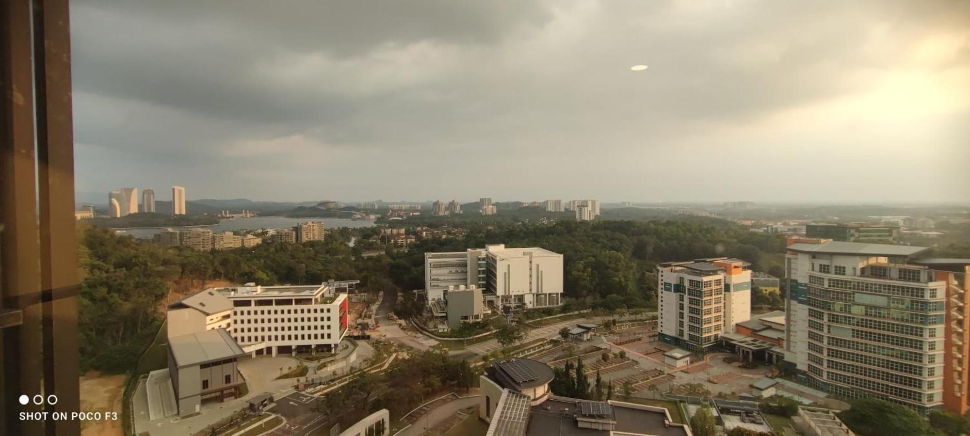 Hb21-10 -cyberjaya-netflix-wifi-parking-pool-whole Apartment, 3128